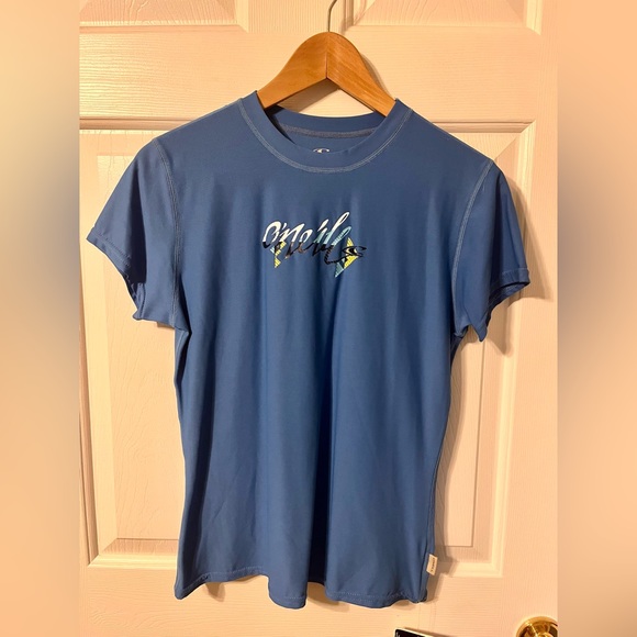 Women’s O’Neill Rash Guard - Picture 1 of 5